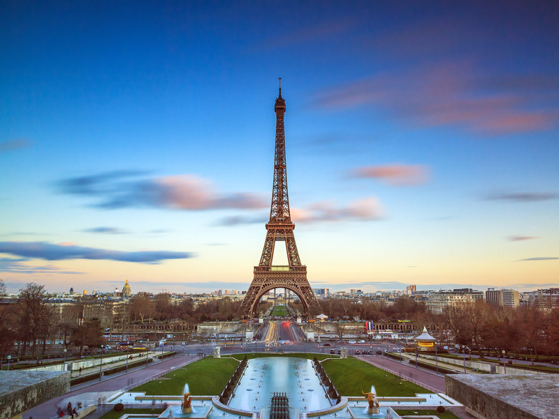 Tháp Eiffel - Pháp